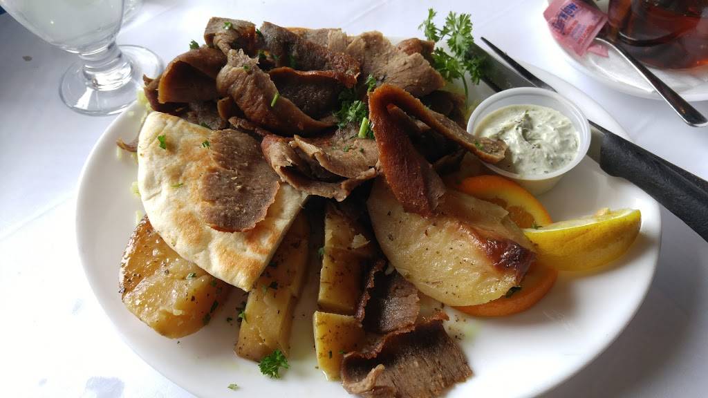 Joe Fetas Greek Village | restaurant | 290 Lake St, St. Catharines, ON L2N 4H2, Canada | 9056463111 OR +1 905-646-3111