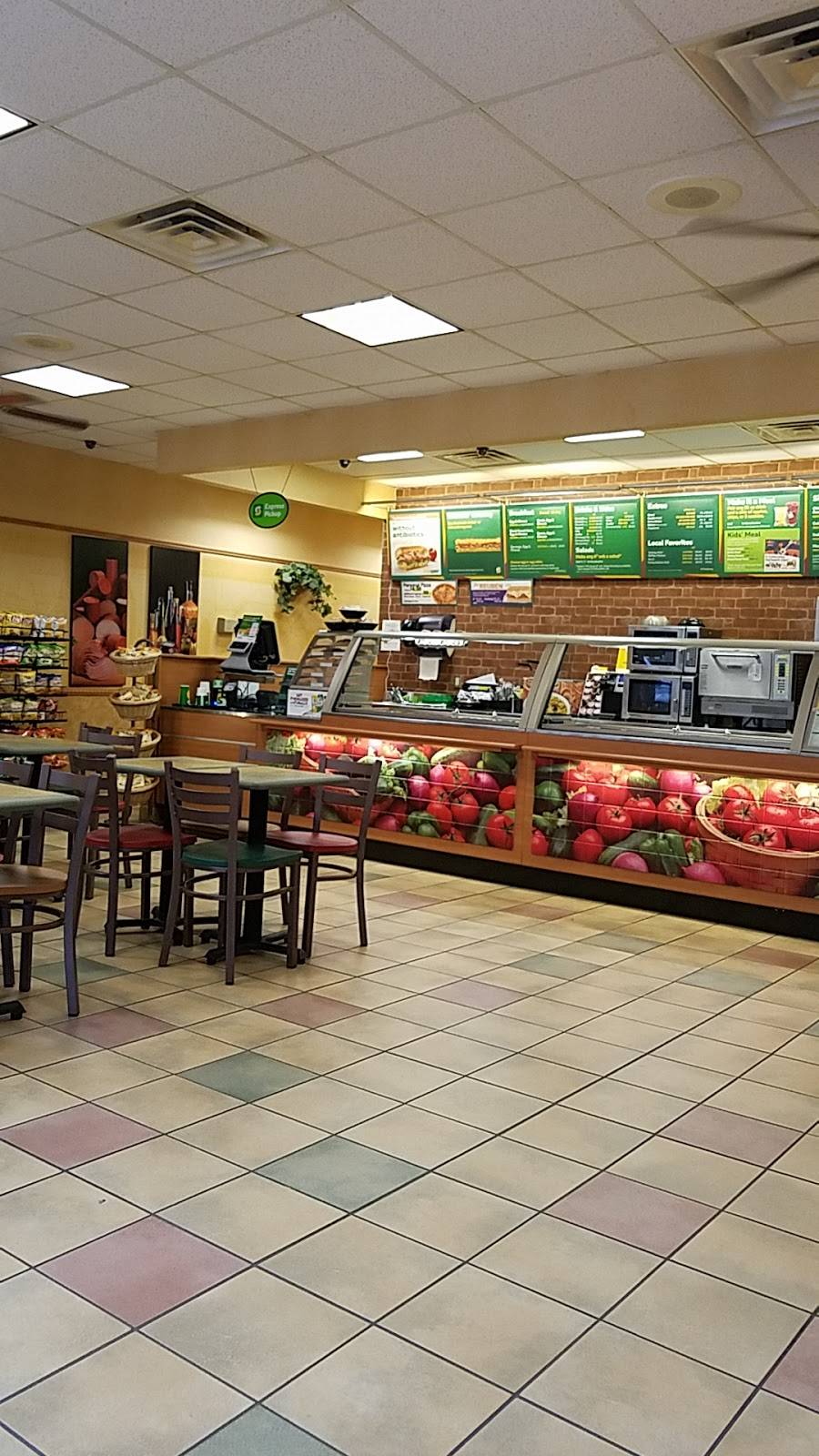 Subway | restaurant | 4388 5th Street Rd, Huntington, WV 25701, USA | 3045236825 OR +1 304-523-6825