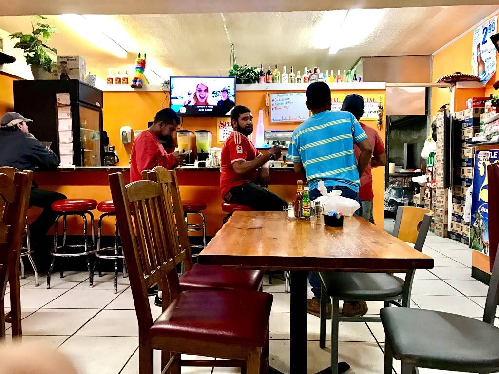 Mi Veracruz | restaurant | 3109 Spring Park Rd, Jacksonville, FL 32207, USA | 9043962626 OR +1 904-396-2626