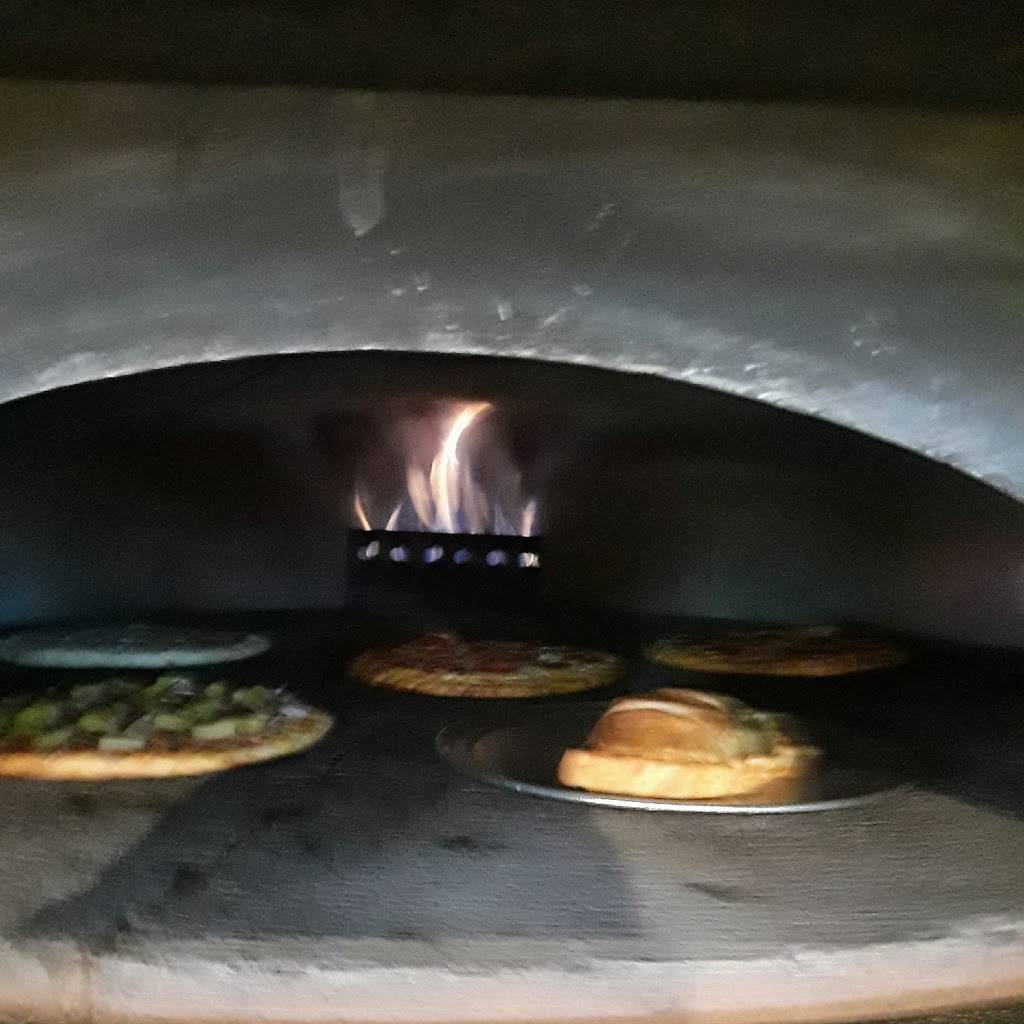 Knot Just Pizza | restaurant | 8170 Okeechobee Blvd, West Palm Beach, FL 33411, USA | 5615082833 OR +1 561-508-2833