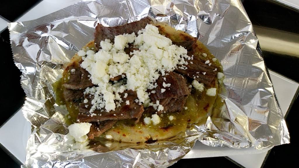 Taqueria y Refresqueria Mi Pueblito | restaurant | 1046 Uvalde Rd, Houston, TX 77015, USA | 8322104473 OR +1 832-210-4473