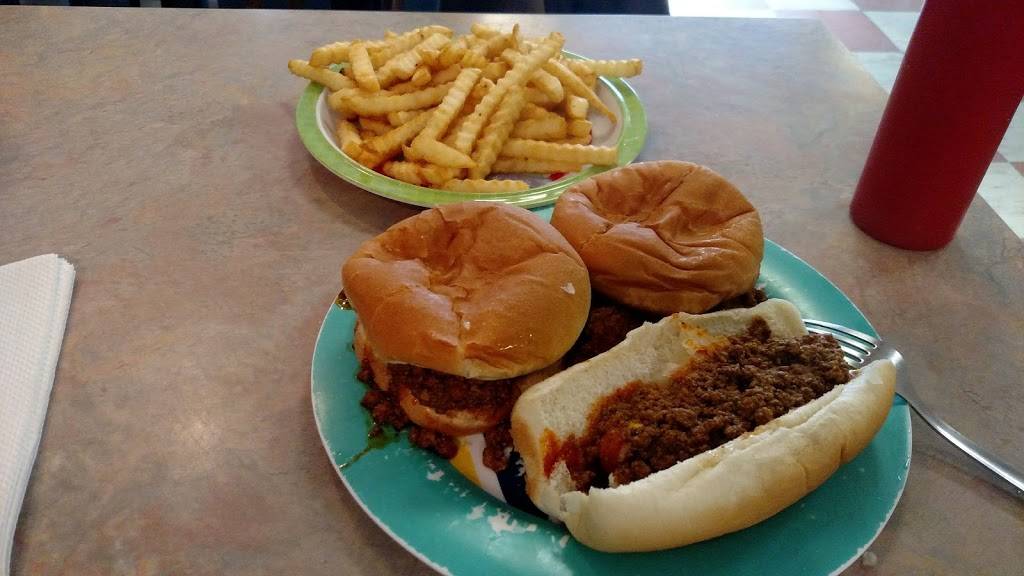 Coney Island Lunch | restaurant | 3015 Buffalo Rd, Erie, PA 16510, USA | 8148990339 OR +1 814-899-0339