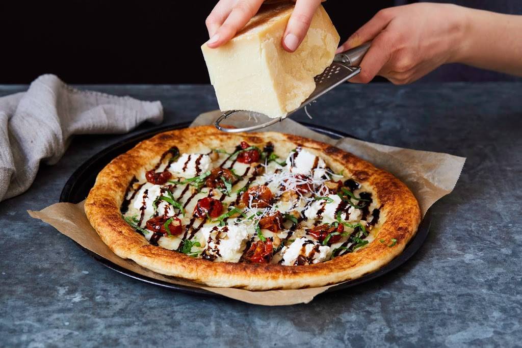 Oath Pizza - Davis Square | meal takeaway | 280 Elm St, Somerville, MA 02144, USA | 6179966395 OR +1 617-996-6395