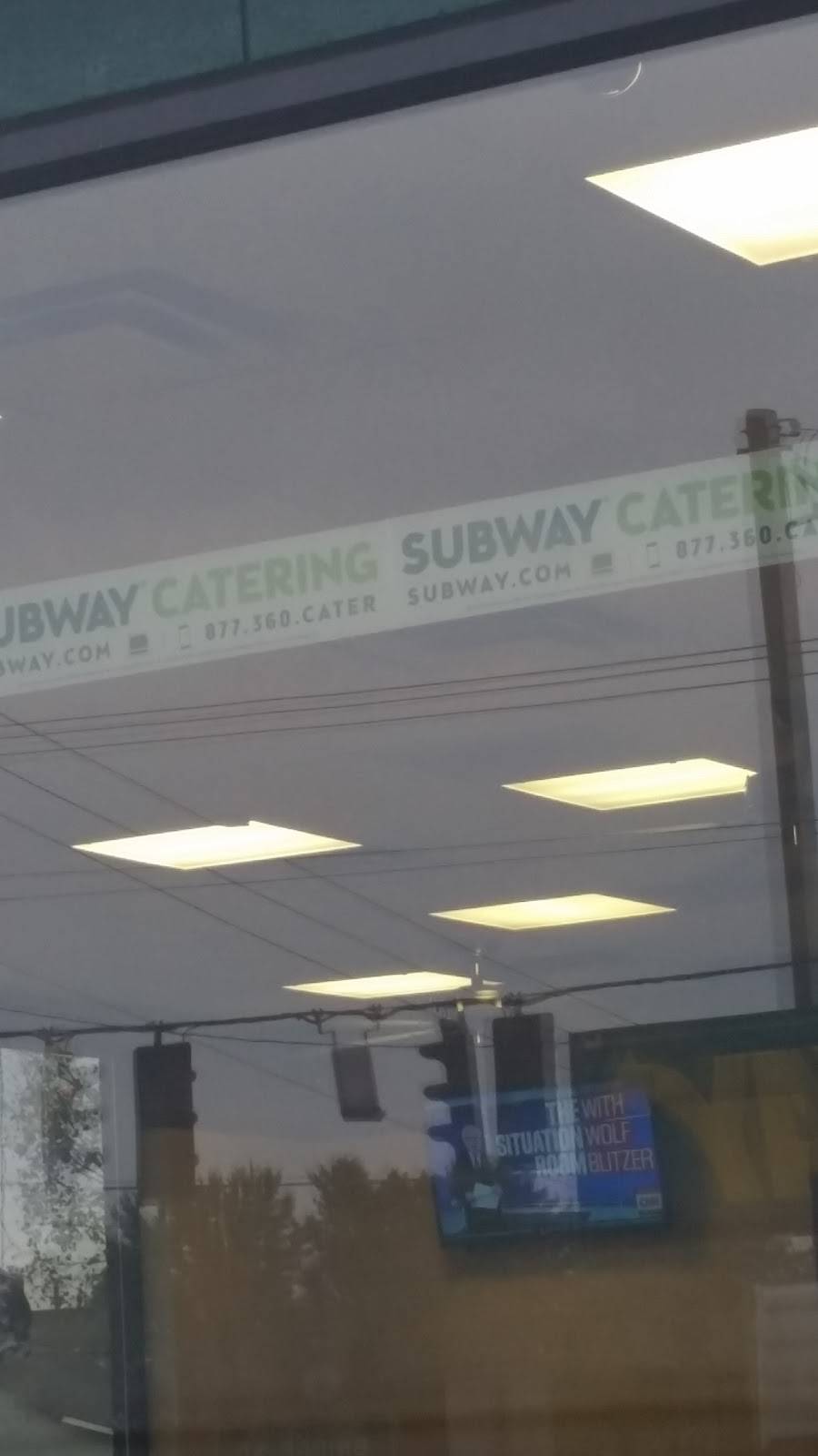 Subway | restaurant | 204 Main St, Duncan Falls, OH 43734, USA | 7406747166 OR +1 740-674-7166