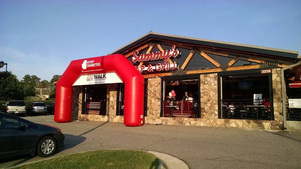 Sammys Tap & Grill | restaurant | 2235 Avent Ferry Rd, Raleigh, NC 27606, USA | 9197553880 OR +1 919-755-3880