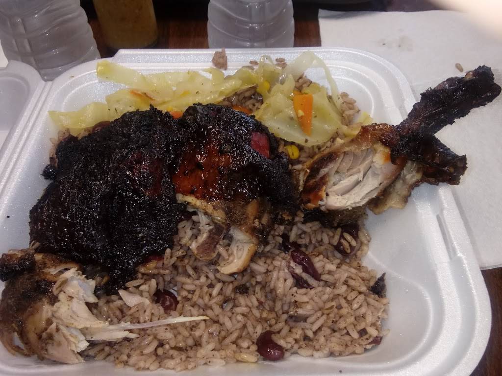 Caribbean Spice | restaurant | 1310 NW 23rd Ave, Gainesville, FL 32605, USA | 3523772712 OR +1 352-377-2712