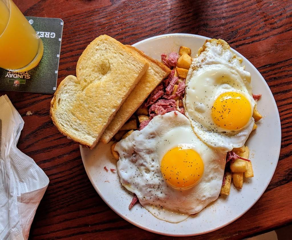 Donnellys Pub | restaurant | 110 E College St, Iowa City, IA 52240, USA | 3193387355 OR +1 319-338-7355