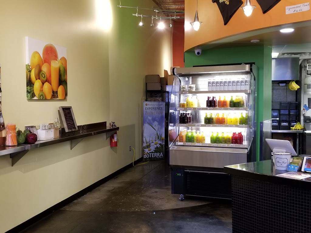 Squeezed Juice Bar - NE Heights | restaurant | 7900 San Pedro Dr NE Ste A12, Albuquerque, NM 87109, USA | 5058211437 OR +1 505-821-1437