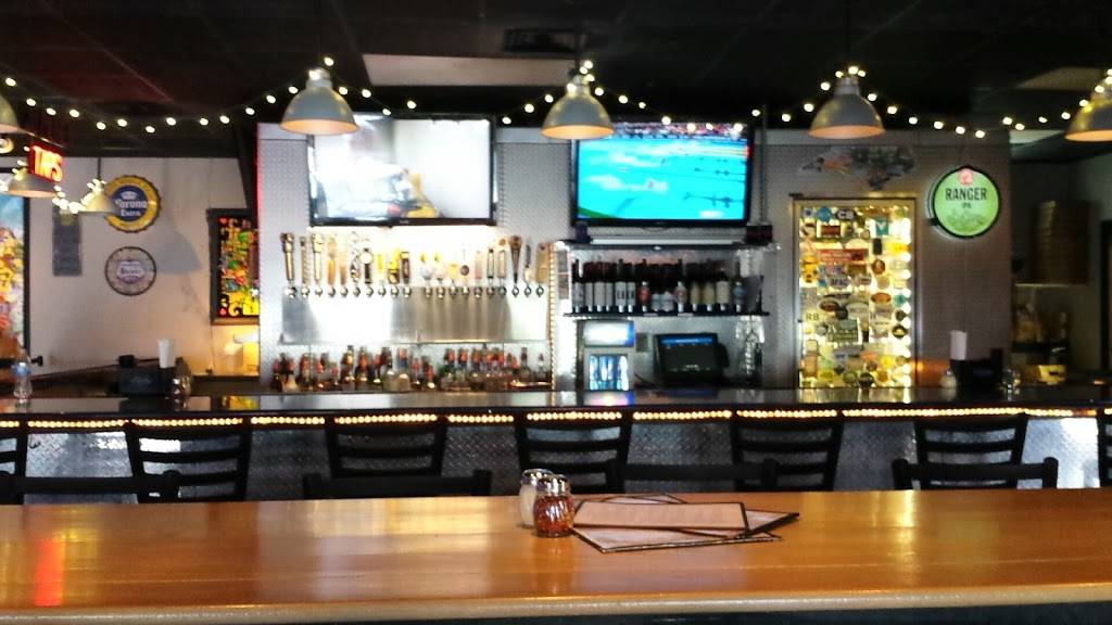 Blue Rock Pizza And Tap | restaurant | 1529 N Main St, High Point, NC 27262, USA | 3368892583 OR +1 336-889-2583