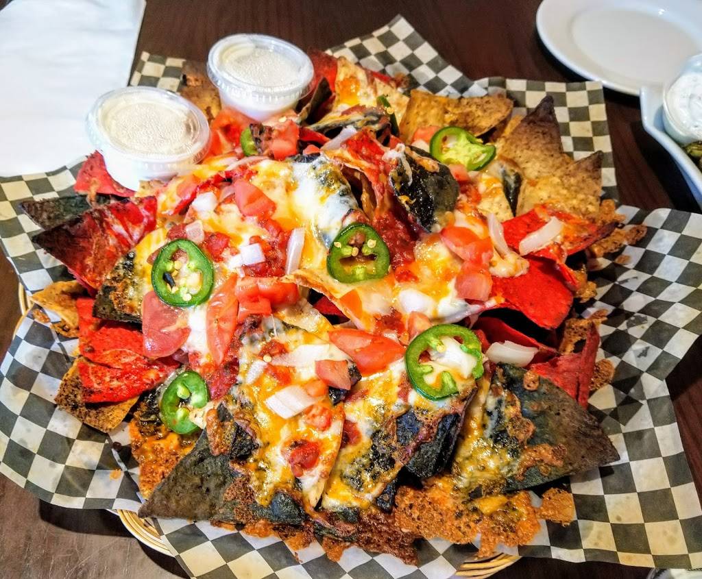 Danbys Roadhouse | restaurant | 6127 Perth St, Richmond, ON K0A 2Z0, Canada | 6138382828 OR +1 613-838-2828