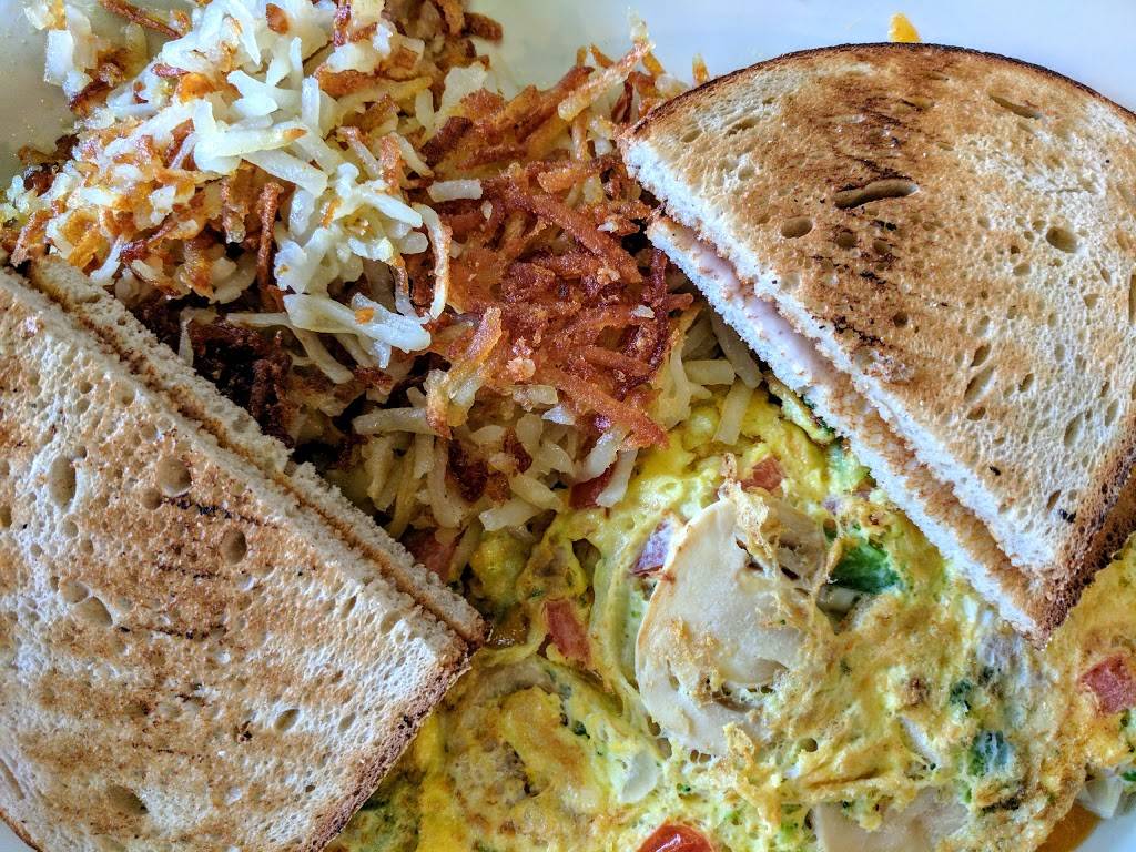 Golden Dawn Diner | restaurant | 2090 Whitehorse Mercerville Rd, Trenton, NJ 08619, USA | 6098902606 OR +1 609-890-2606