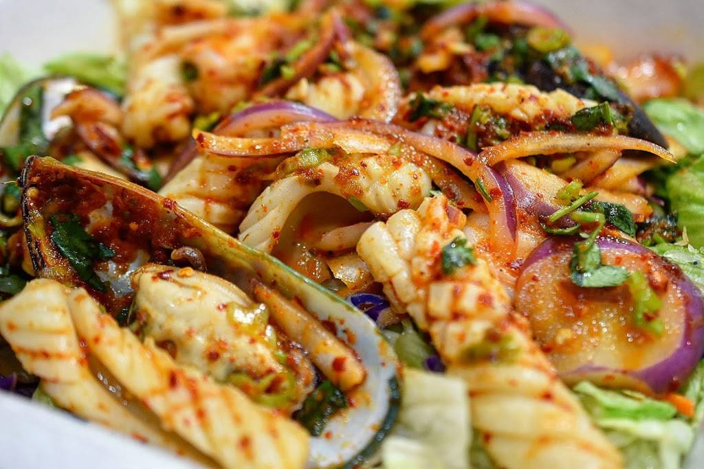 Fusion Japanese & Thai Cuisine | restaurant | 1002 Treetops Blvd, Flowood, MS 39232, USA | 6016647588 OR +1 601-664-7588