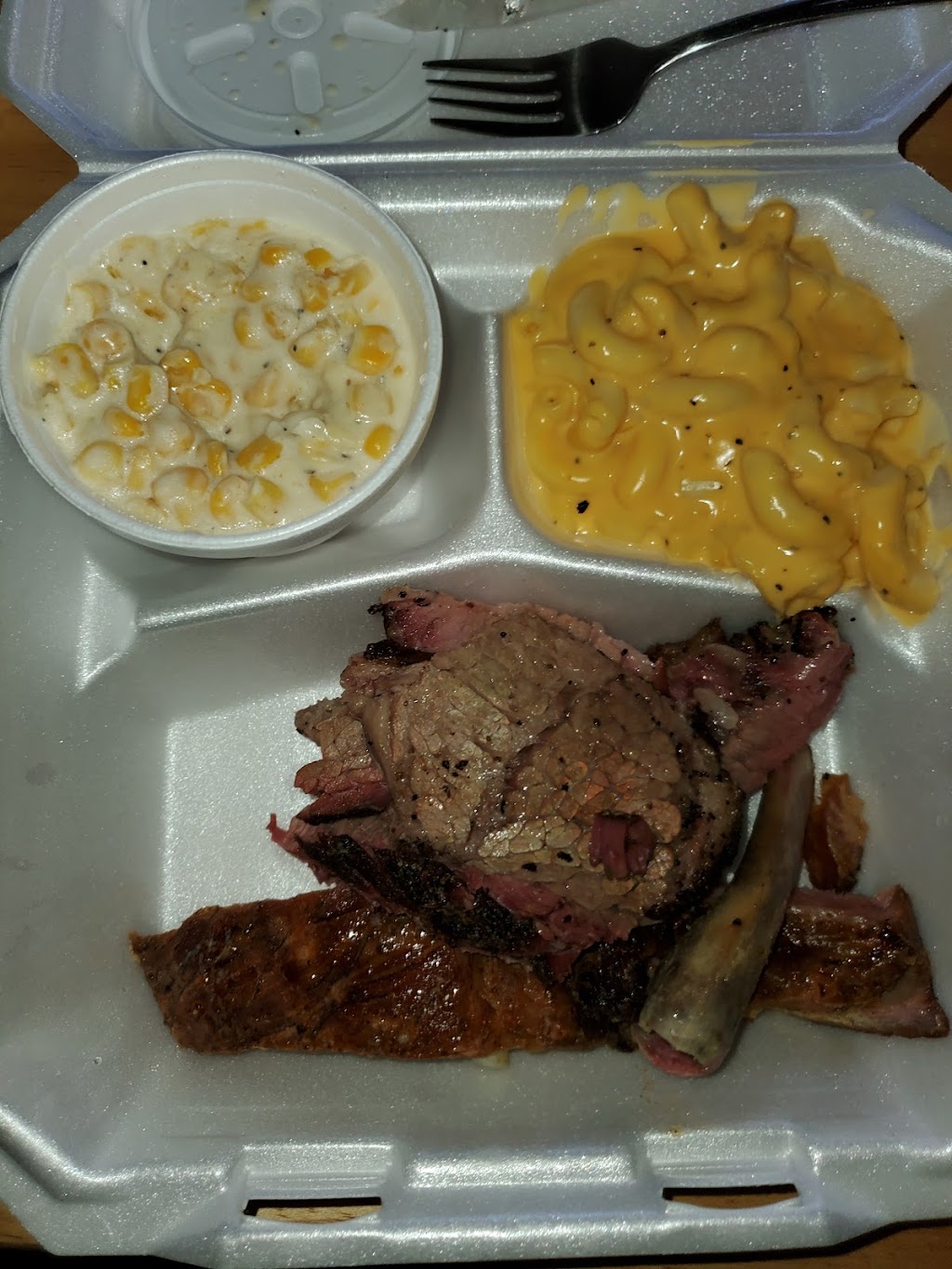 Zekes BBQ SmokeHouse | restaurant | 3695 Culebra Rd, San Antonio, TX 78228, USA | 2106003466 OR +1 210-600-3466