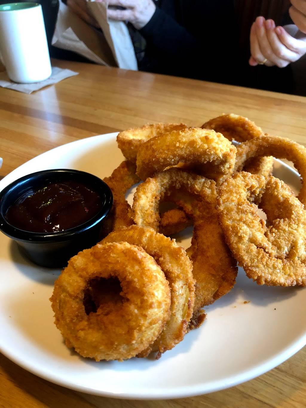 Applebees Grill + Bar | restaurant | 130 River Rd, Sequim, WA 98382, USA | 3606839090 OR +1 360-683-9090