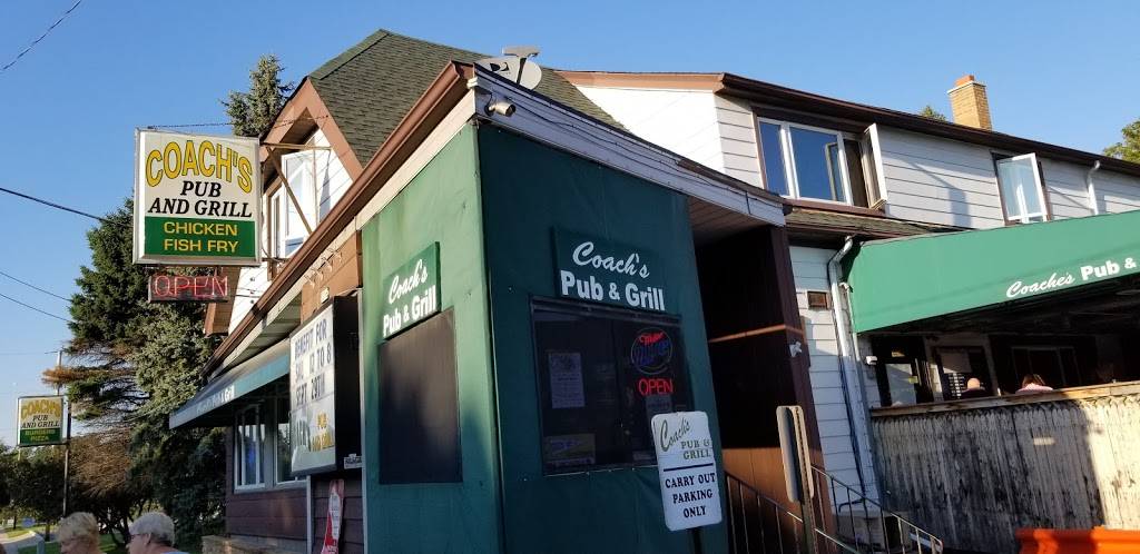 Coachs Pub N Grill | meal takeaway | 3608, 5356 South 13th Street, Milwaukee, WI 53221, USA | 4142818175 OR +1 414-281-8175