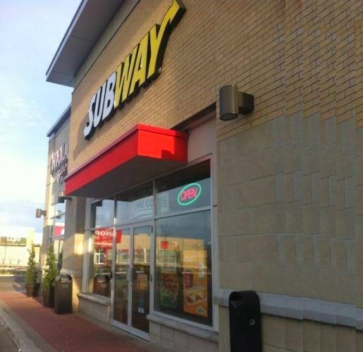 Subway | restaurant | 1123 Lodestar Rd Building F Unit 2, Toronto, ON M3J 0G9, Canada | 4166307827 OR +1 416-630-7827