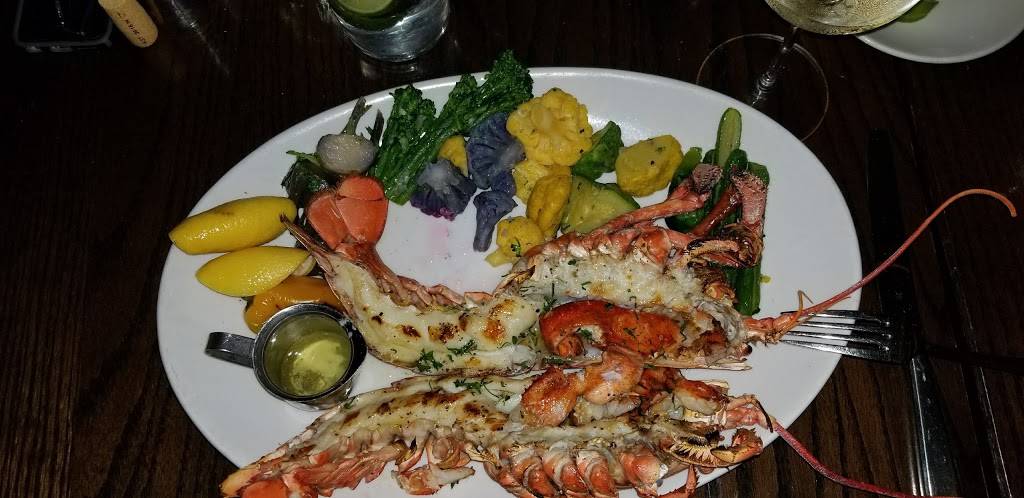 Catch | restaurant | 1910 Ocean Way, Santa Monica, CA 90405, USA | 3105815533 OR +1 310-581-5533