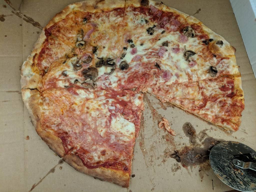 Vinnies Pizzeria | restaurant | 349 W Venice Ave, Venice, FL 34285, USA | 9414887600 OR +1 941-488-7600