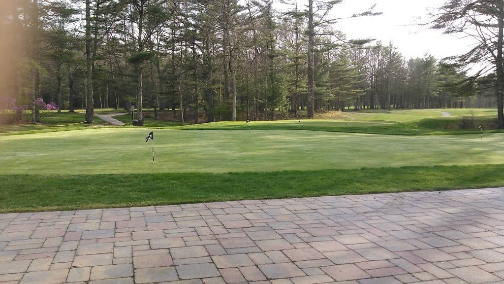 Richmond Country Club | restaurant | 74 Sandy Pond Rd, Hope Valley, RI 02832, USA | 4013649200 OR +1 401-364-9200