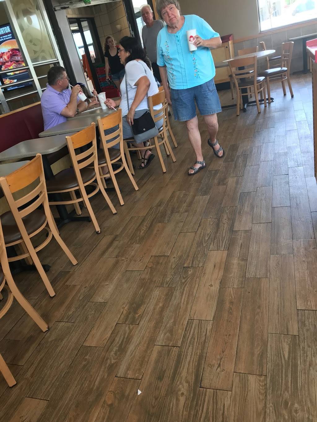 Wendys | restaurant | 891 N Earl Rudder Fwy, Bryan, TX 77802, USA | 9797766042 OR +1 979-776-6042