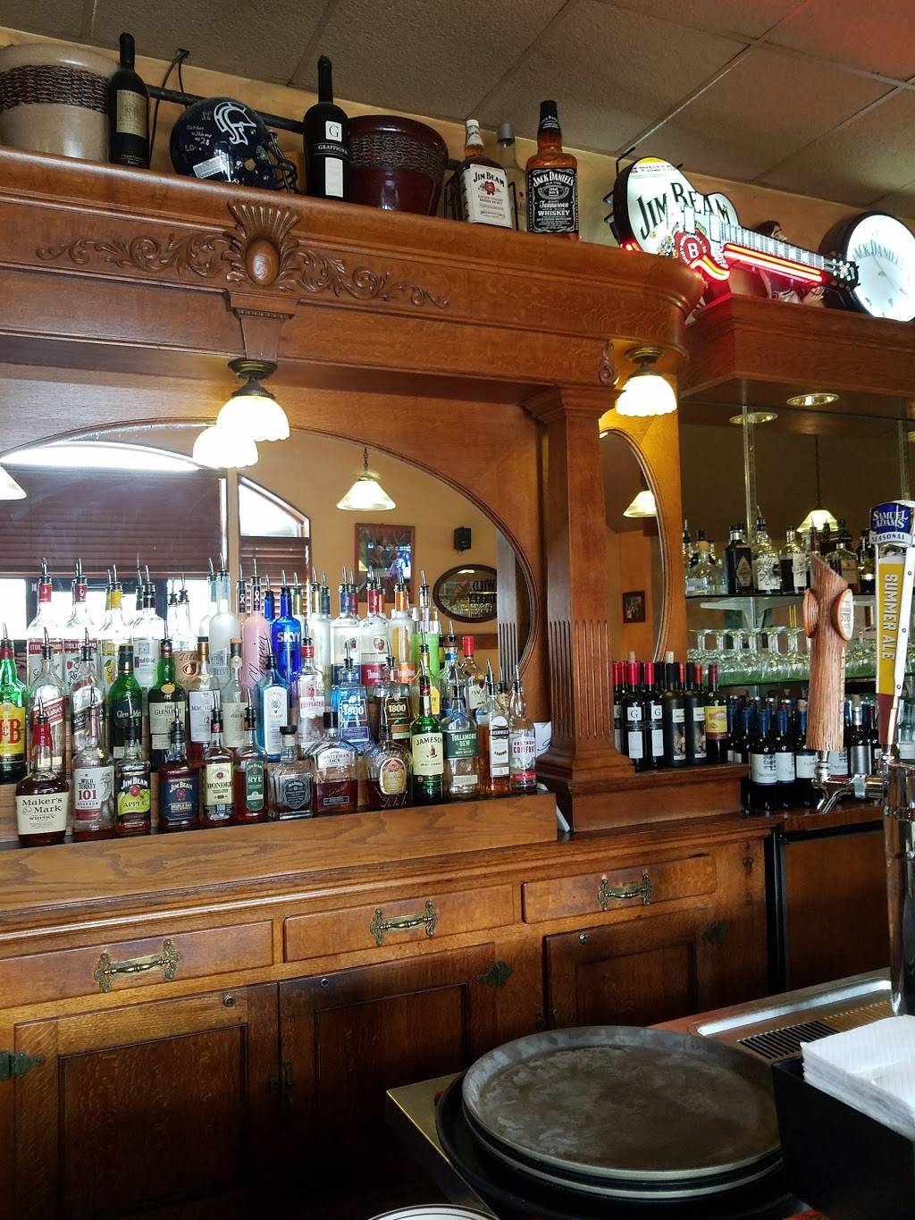 Hickory House | restaurant | 550 Officenter Pl, Gahanna, OH 43230, USA | 6144287427 OR +1 614-428-7427