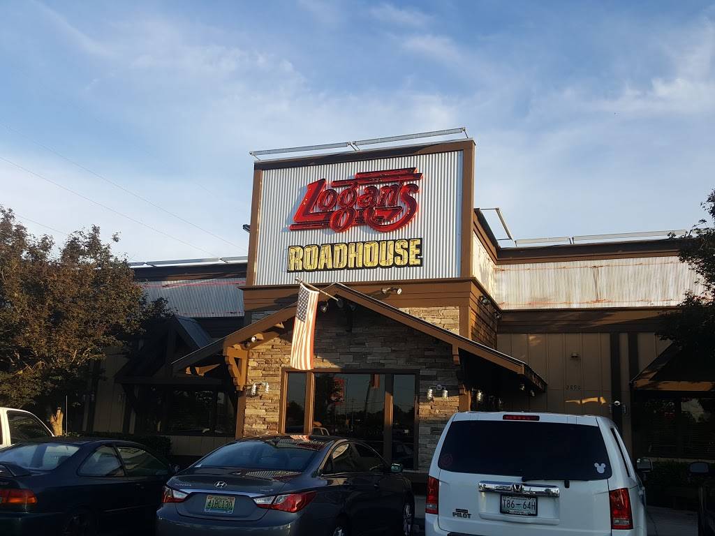 Logans Roadhouse | restaurant | 2890 Florence Blvd, Florence, AL 35630, USA | 2567645011 OR +1 256-764-5011