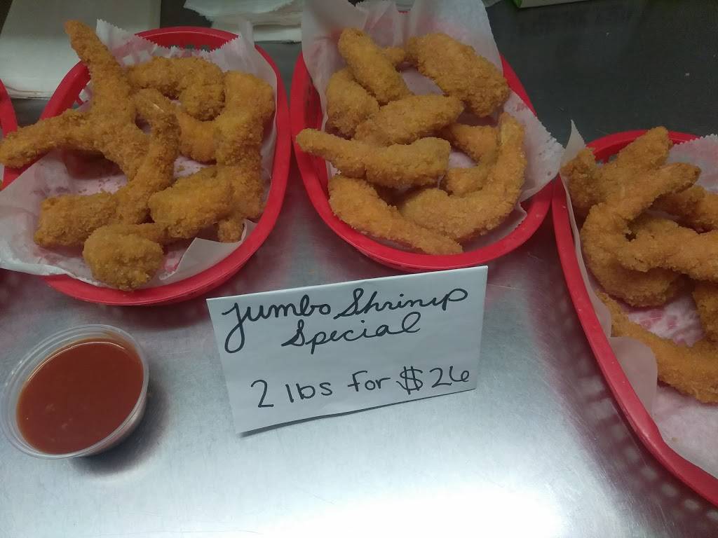 Harbour Point Shrimp House | restaurant | 13931 S Torrence Ave, Burnham, IL 60633, USA | 7088689240 OR +1 708-868-9240