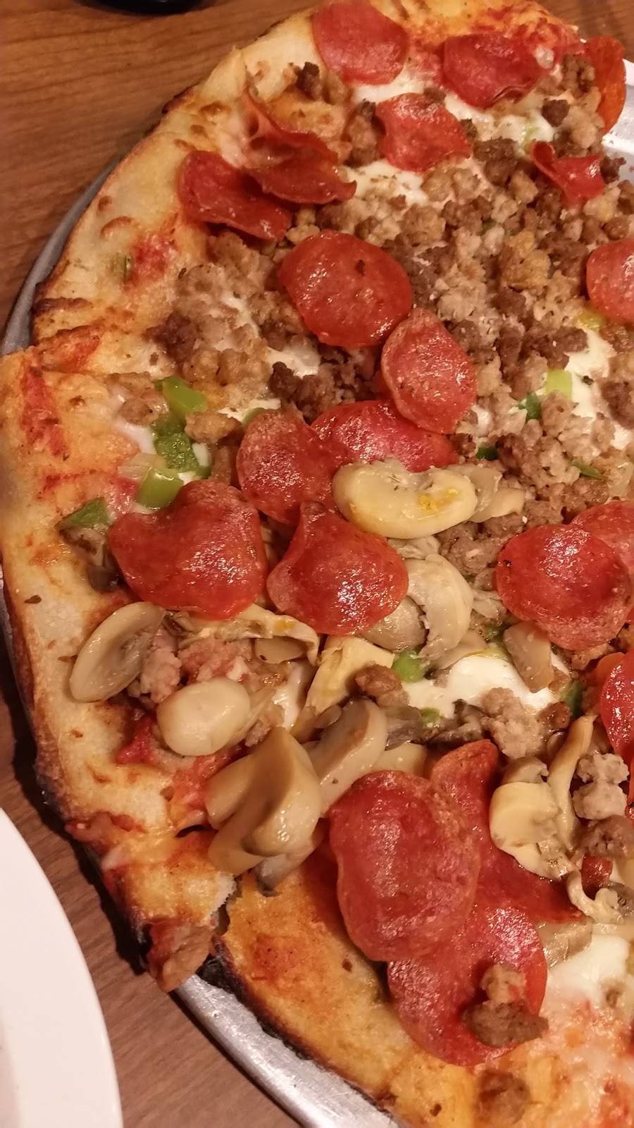 Pizza Pub | restaurant | 401 Virginia Ave, Clarksville, VA 23927, USA | 4343742080 OR +1 434-374-2080