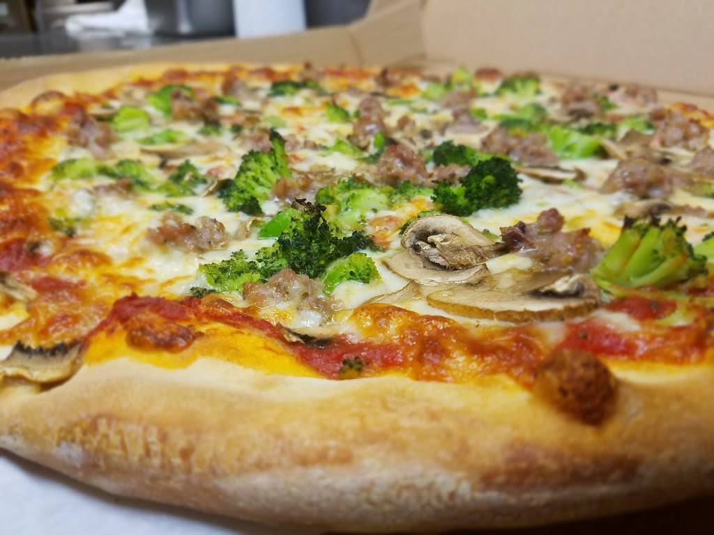 Paradise Pizza | meal delivery | 714 Main St, Oakville, CT 06779, USA | 8602746654 OR +1 860-274-6654