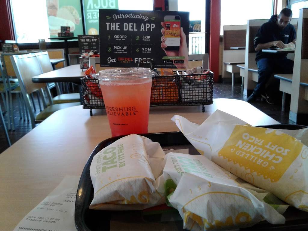 Del Taco | meal takeaway | 9152 Kiefer Blvd, Sacramento, CA 95826, USA | 9163617109 OR +1 916-361-7109