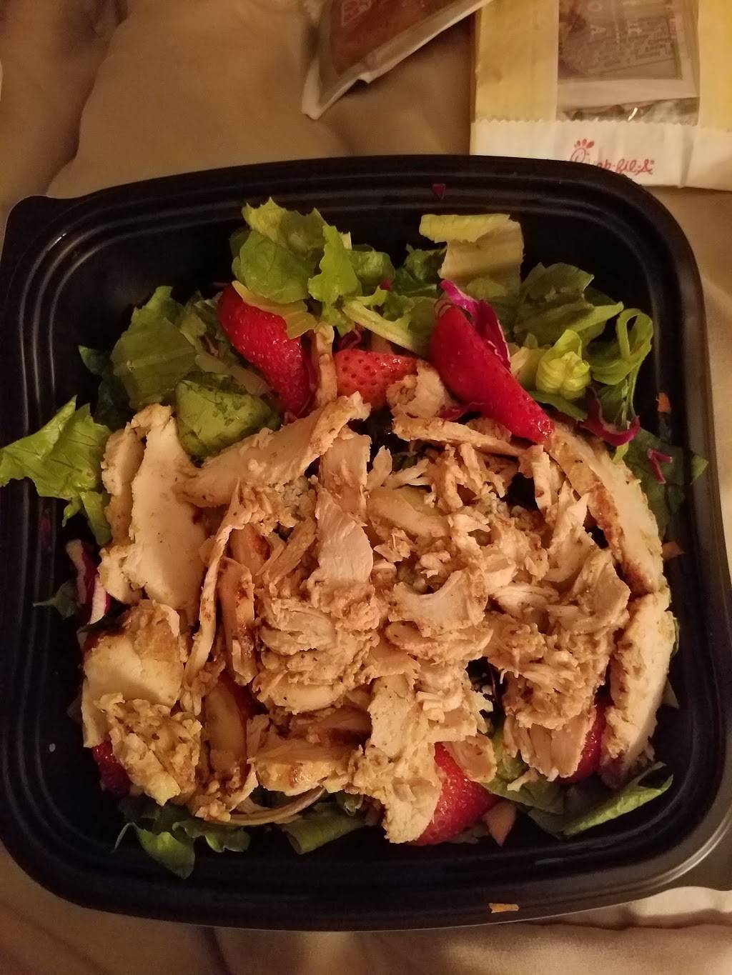 Chick-fil-A | restaurant | 2600 Decker Blvd, Columbia, SC 29206, USA | 8037369421 OR +1 803-736-9421