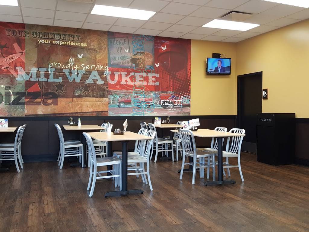 Pizza Hut | restaurant | 3921 S 76th St, Milwaukee, WI 53220, USA | 4145433550 OR +1 414-543-3550