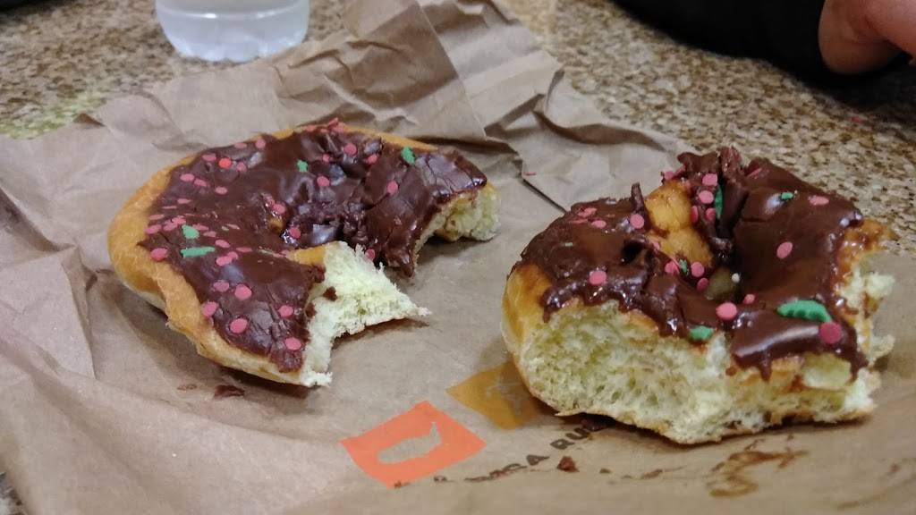 Dunkin | cafe | 19 Waterbury Rd, Prospect, CT 06712, USA | 2037580810 OR +1 203-758-0810