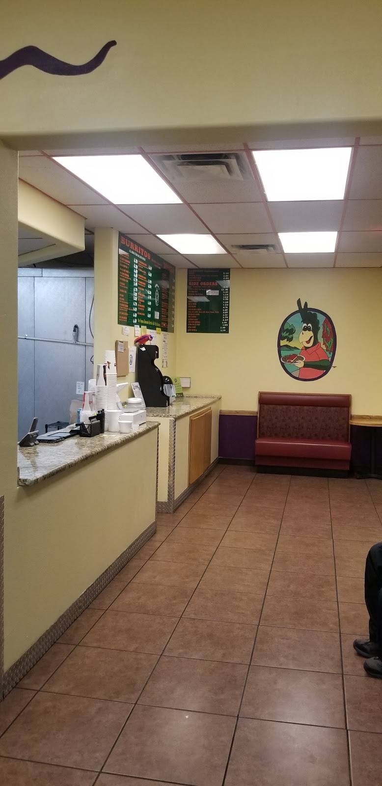 Pericos De Albuquerque | restaurant | 2810 Coors Blvd NW, Albuquerque, NM 87120, USA | 5058394762 OR +1 505-839-4762