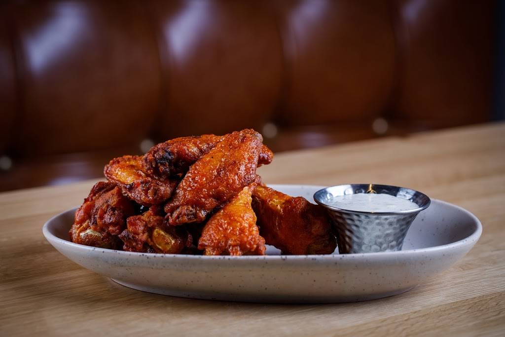 Poke The Bear Bar & Grill - Hotel Northland - Green Bay | restaurant | 304 N Adams St, Green Bay, WI 54301, USA | 9207702433 OR +1 920-770-2433