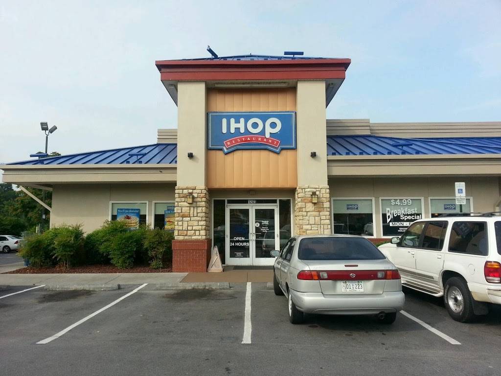 IHOP | bakery | 1201 E Stone Dr, Kingsport, TN 37660, USA | 4232455222 OR +1 423-245-5222