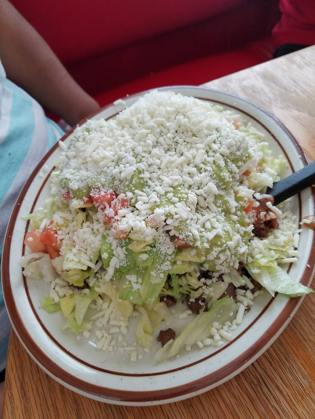 El Tapatio Restaurant | restaurant | 134 E Orange Ave, Porterville, CA 93257, USA | 5597812115 OR +1 559-781-2115