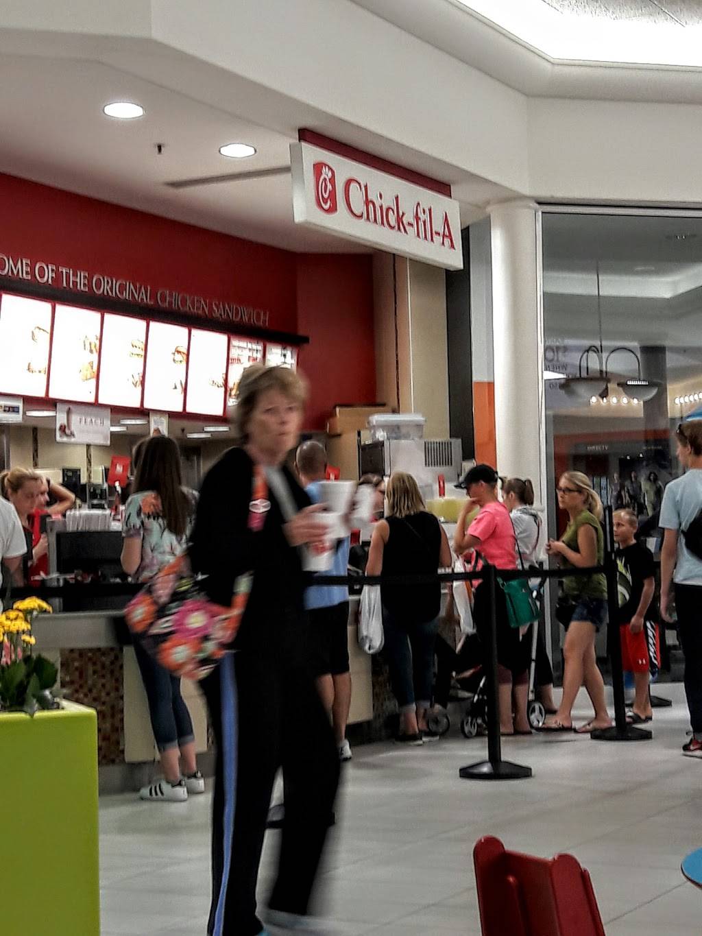 Chick-fil-A | restaurant | 4228 Belden Village Mall, Canton, OH 44718, USA | 3304942894 OR +1 330-494-2894