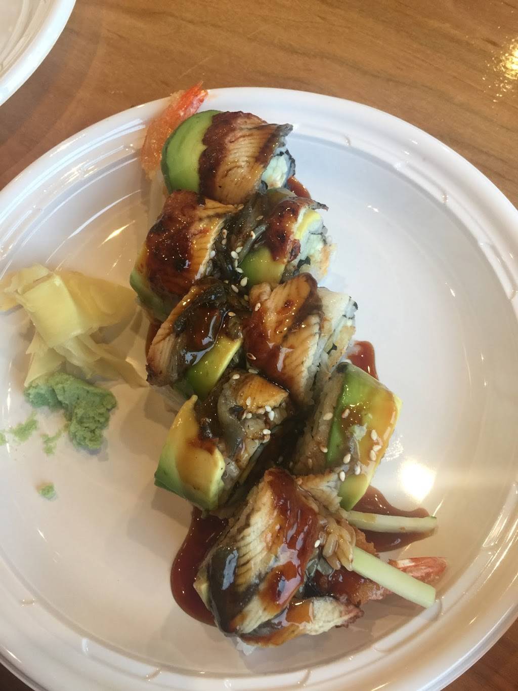 Ruk Sushi & Thai Edgebrook | restaurant | 5419 W Devon Ave, Chicago, IL 60646, USA | 7735940989 OR +1 773-594-0989