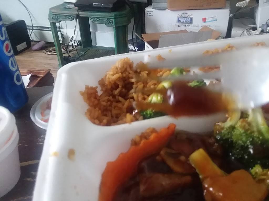 Canton Wok | restaurant | 920 Lisbon St, Lewiston, ME 04240, USA | 2077773003 OR +1 207-777-3003