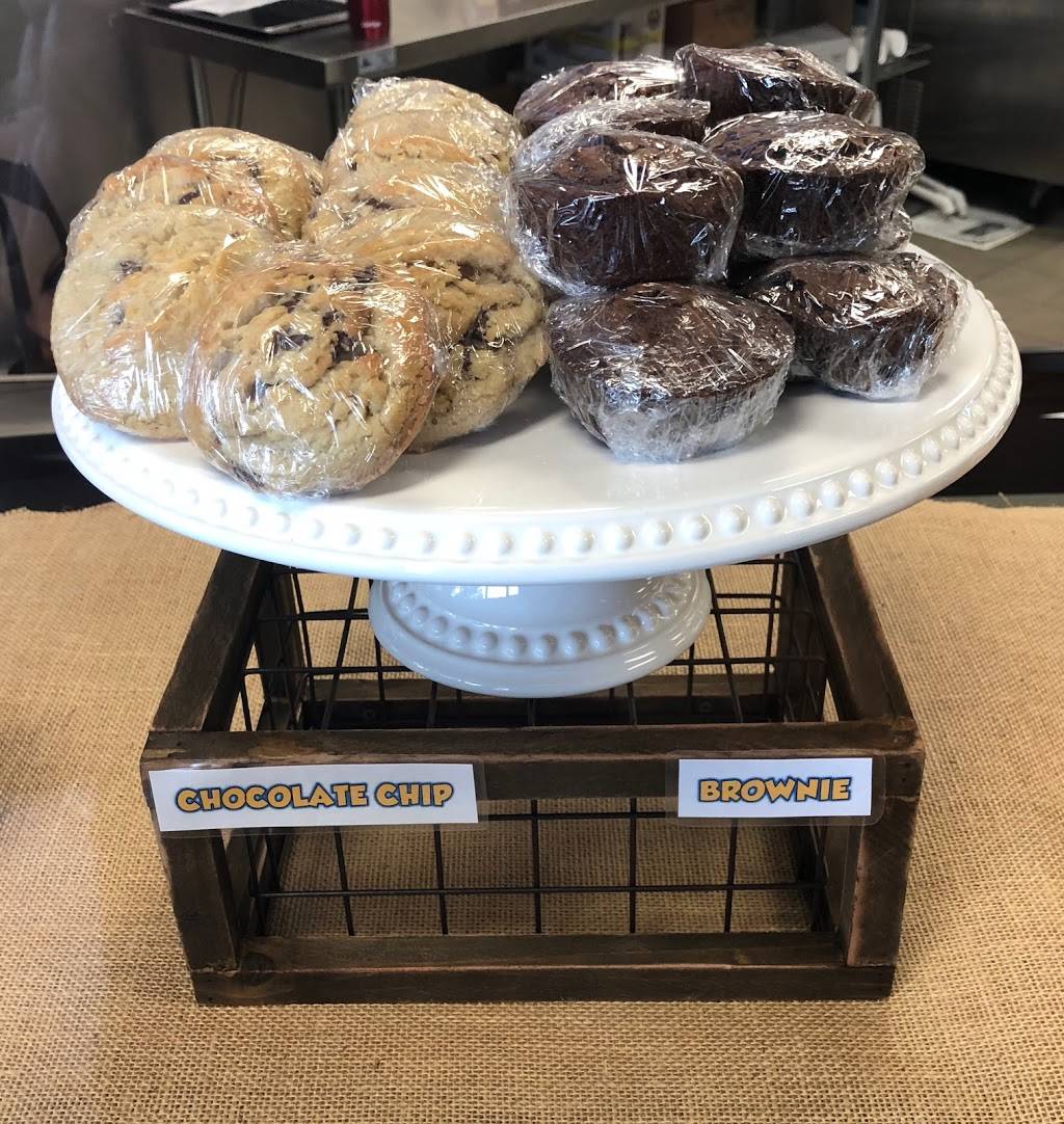 Wing Fling | restaurant | 48 Springstowne Center, Vallejo, CA 94591, USA | 7075549464 OR +1 707-554-9464