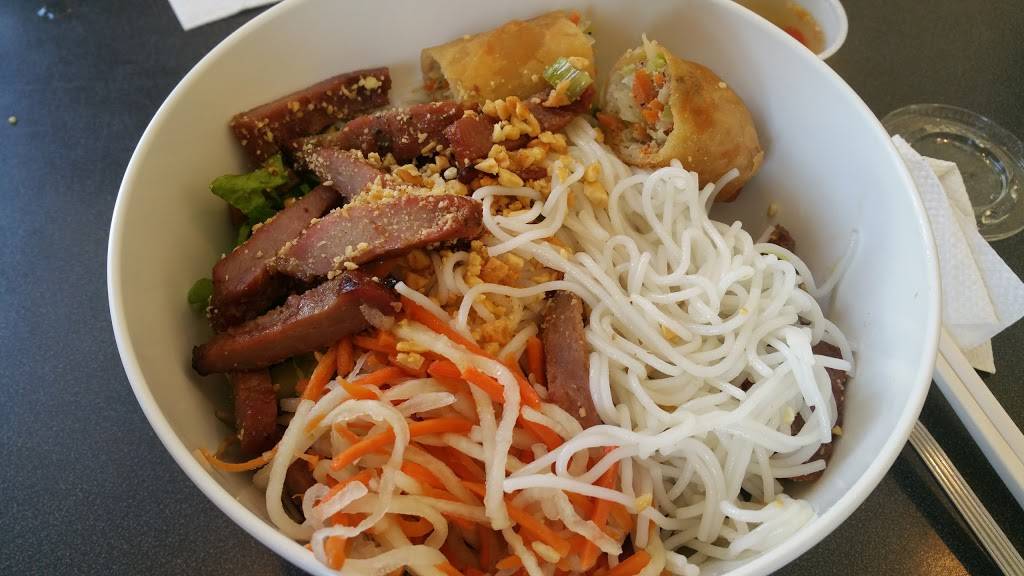 Viet Sub | restaurant | 1403 Williamson Rd NE, Roanoke, VA 24012, USA | 5403423300 OR +1 540-342-3300