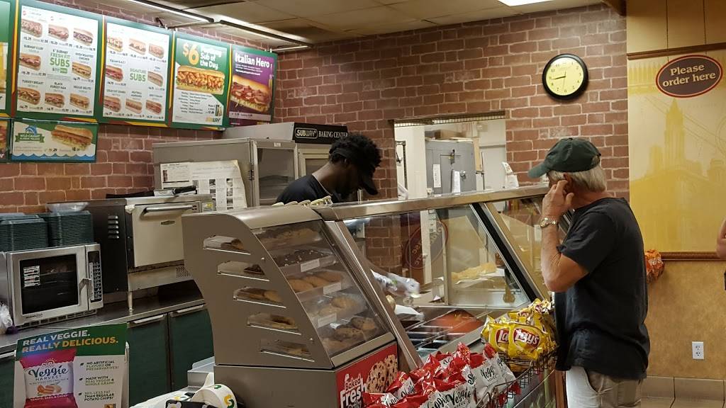 Subway Restaurants | restaurant | 437 William Hilton Parkway, Plaza Space B, Hilton Head Island, SC 29926, USA | 8436863466 OR +1 843-686-3466