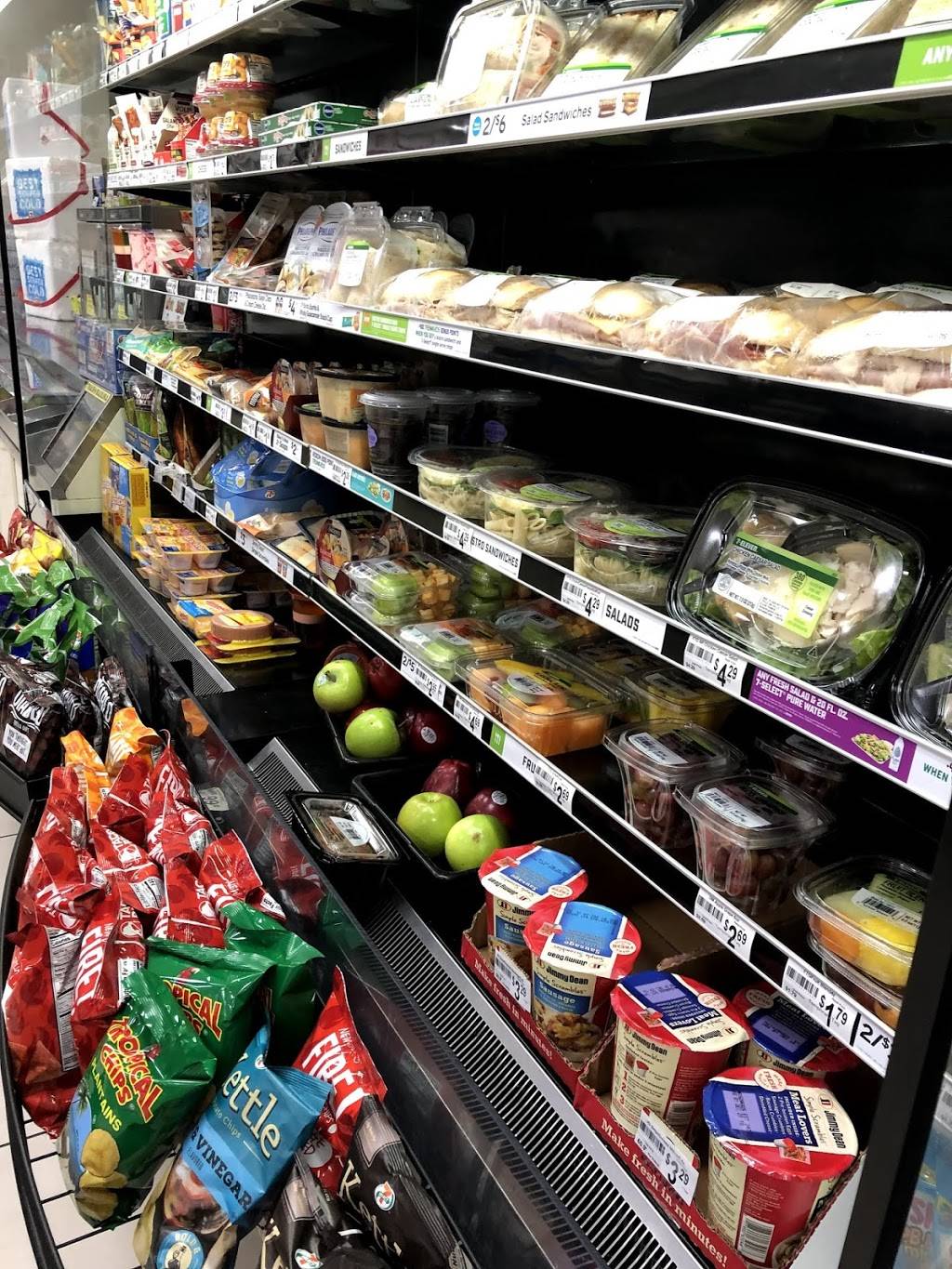 7-Eleven | bakery | 6758 Conroy Rd, Orlando, FL 32835, USA | 4072994935 OR +1 407-299-4935