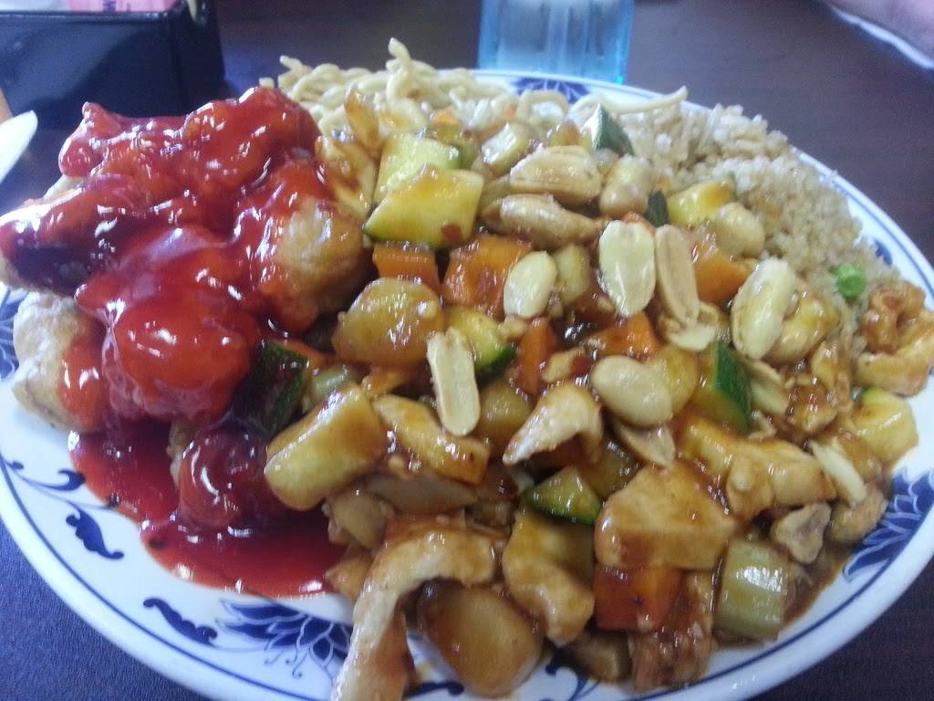 China Cafe | restaurant | 2430 Geer Rd, Turlock, CA 95382, USA | 2096690377 OR +1 209-669-0377