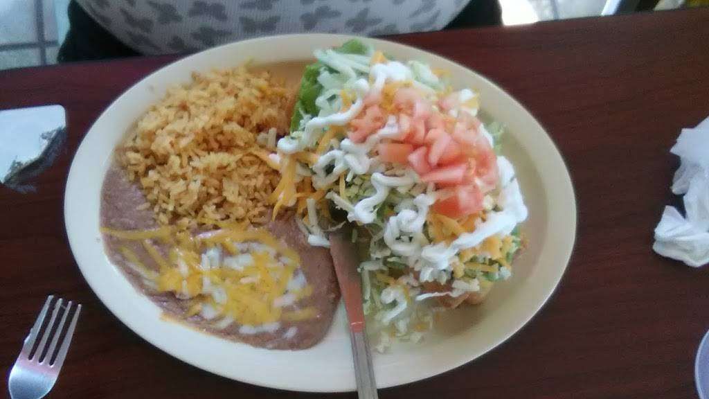 Californias Mexican Restaurant | restaurant | 675 E Valley Pkwy, Escondido, CA 92025, USA | 4429995486 OR +1 442-999-5486