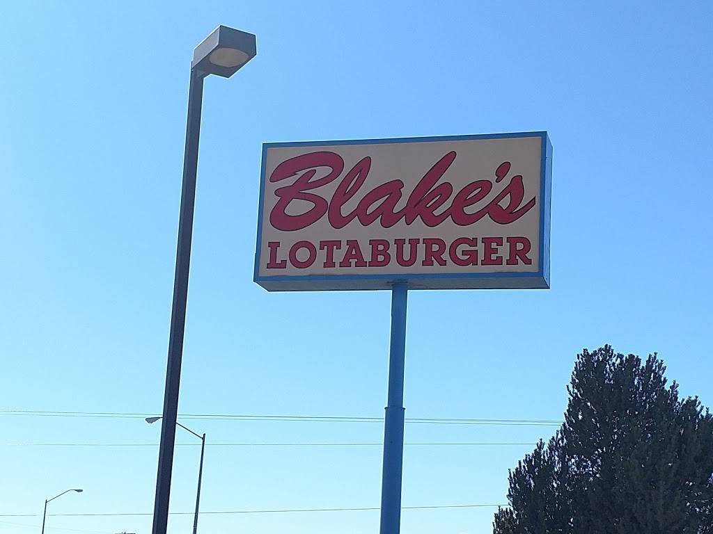 Blakes Lotaburger | restaurant | 305 U.S. Rte 66, Moriarty, NM 87035, USA | 5058320629 OR +1 505-832-0629
