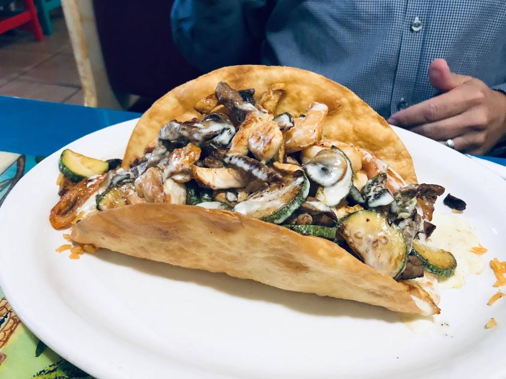 El Cerro Grande Mexican Restaurant | restaurant | 10572 Highland Rd, Hartland, MI 48353, USA | 8106329313 OR +1 810-632-9313