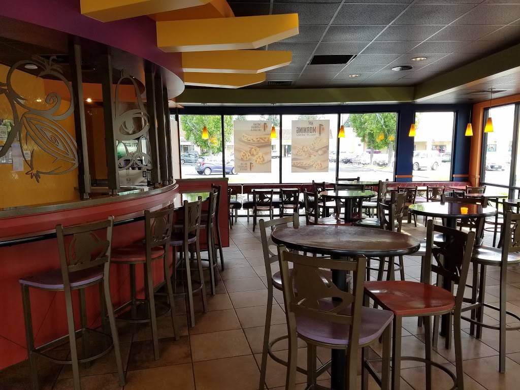 Taco Bell | meal takeaway | 240 W Baseline Rd, Rialto, CA 92376, USA | 9098754370 OR +1 909-875-4370
