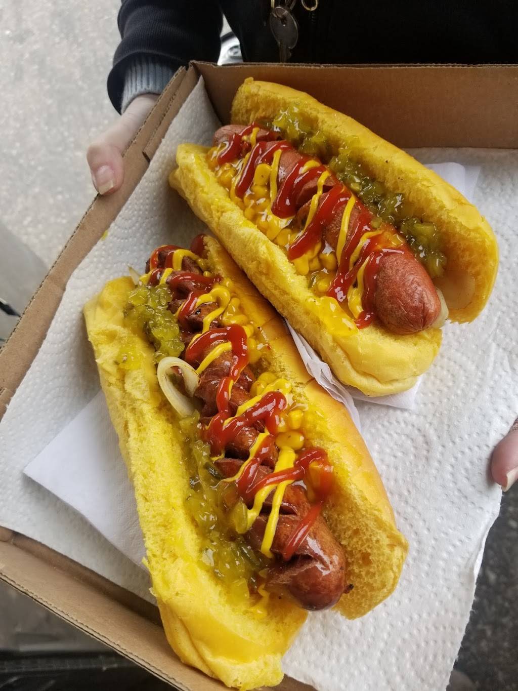 Mr. Street Meat | restaurant | 336 Eagle St N, Cambridge, ON N3H 1C2, Canada | 2266006328 OR +1 226-600-6328